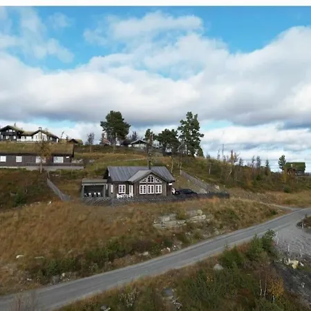 Moderne Og Barnevennlig Pa Fjellet 3 Soverom 3 Bedrooms Casa de Férias
