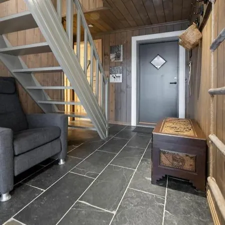 Moderne Og Barnevennlig Pa Fjellet 3 Soverom 3 Bedrooms Nyaraló